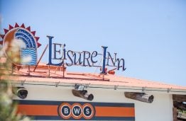 LEISURE INN