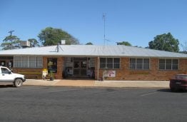GOLDEN SPURS HOTEL