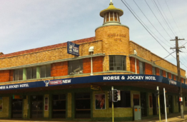 Horse and Jockey Hotel
